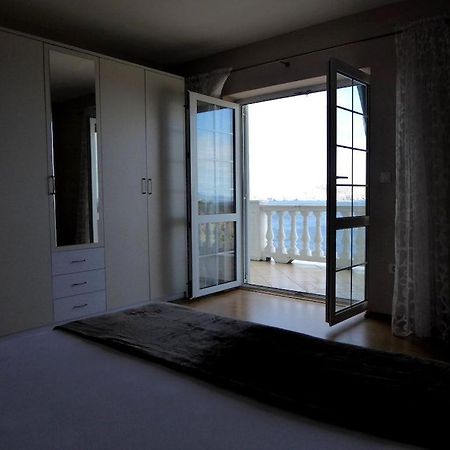 Apartment Ana Сень Экстерьер фото